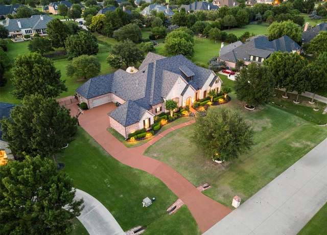 Property at 2901 Lakeview Dr, Prosper, TX 75078, 4 beds, 4.5 baths