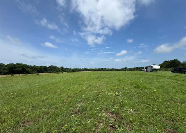 Property at 1135 Lake Dr, Wills Point, TX 75169
