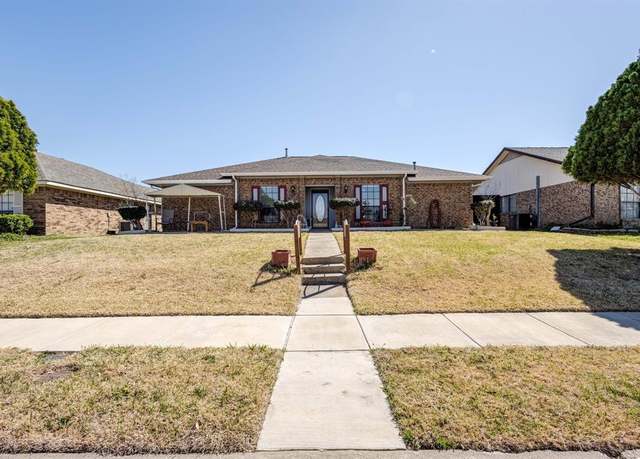 Property at 1718 Brighton Dr, Carrollton, TX 75007, 3 beds, 2 baths