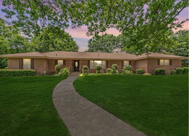 Property at 106 Richmond Dr, Waxahachie, TX 75165, 3 beds, 2 baths