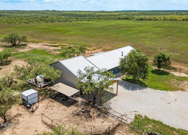 Property at 351 County Road 464, Coleman, TX 76834, 3 beds, 2.5 baths