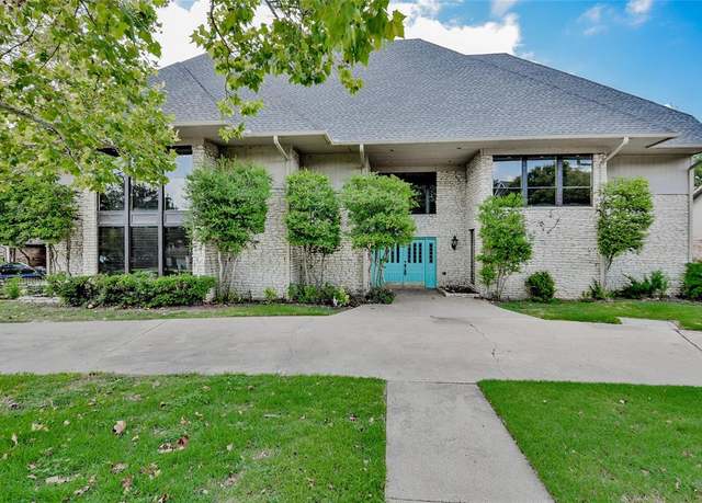 Property at 6318 Blackfoot Trl, Granbury, TX 76049, 5 beds, 4.5 baths