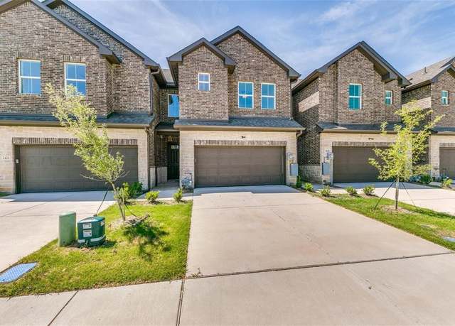 Property at 2422 Ash Ln, Sachse, TX 75048, 3 beds, 2.5 baths