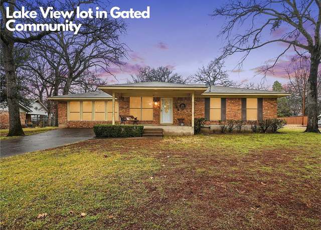 Property at 169 Santa Monica Dr, Mabank, TX 75156, 3 beds, 2 baths