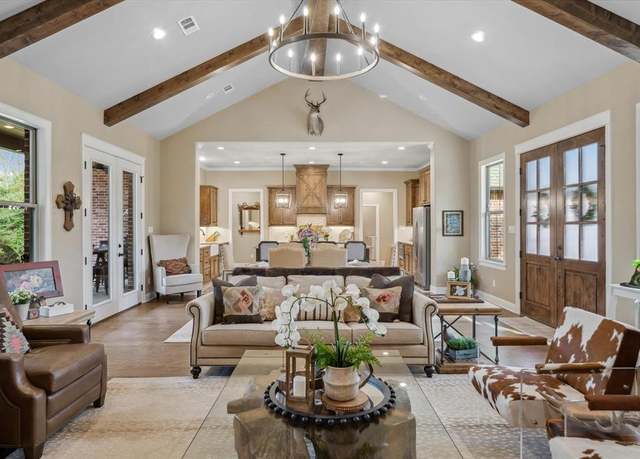 Property at 6351 County Road 3902, Athens, TX 75752, 3 beds, 2 baths