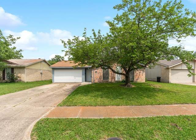 Property at 1330 Rutherford Dr, Mesquite, TX 75149, 4 beds, 2 baths