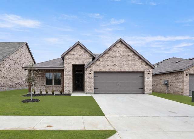 Property at 3668 N Crowley Cleburne Rd, Fort Worth, TX 76036, 3 beds, 2 baths