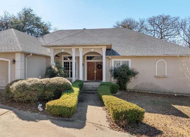 Property at 15990 Eastside Rd, Tyler, TX 75707, 3 beds, 3 baths