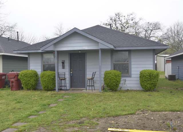 Property at 503 15th St, Honey Grove, TX 75446, 3 beds, 1 bath