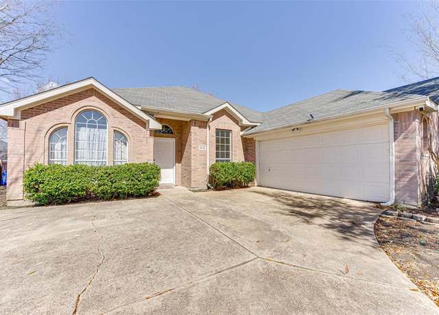 Property at 4616 Mallard Ln, Sachse, TX 75048, 3 beds, 2 baths