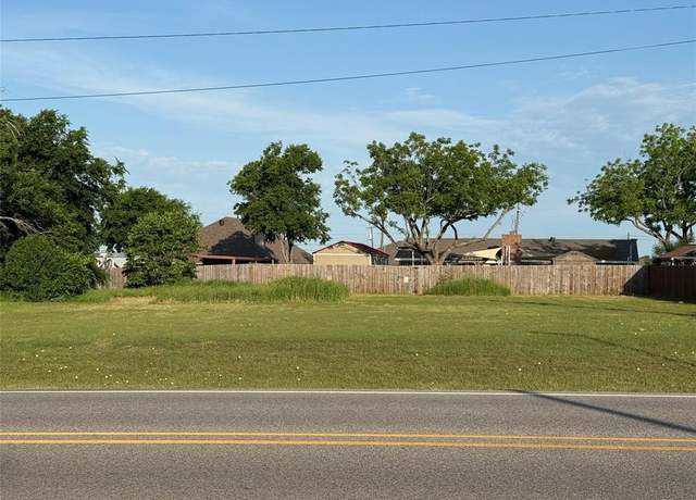 Property at 513 N Pearson St, Godley, TX 76044