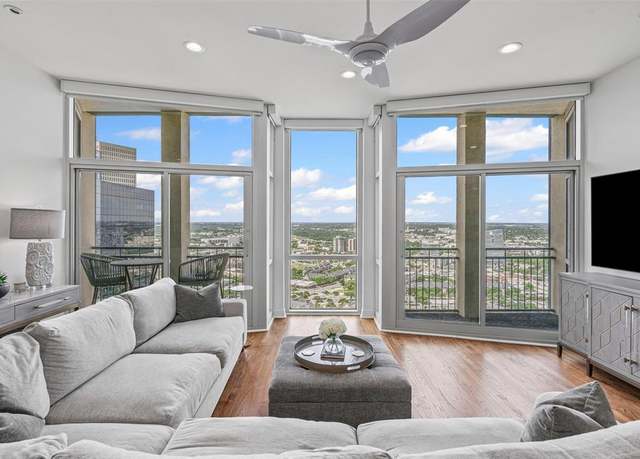 Property at 500 Throckmorton St #2707, Fort Worth, TX 76102, 2 beds, 2 baths