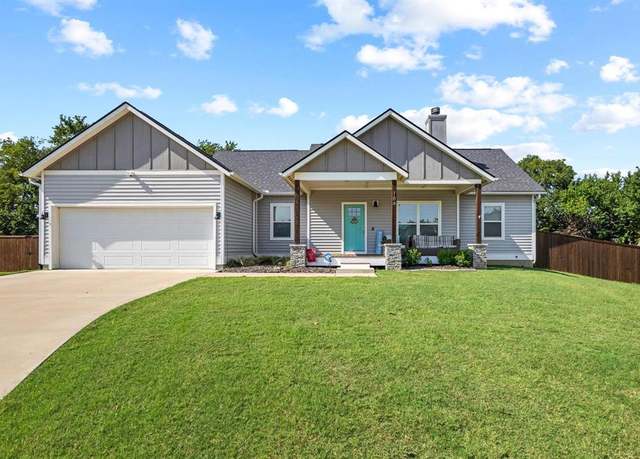 Property at 184 Willow Tree Ln, Pottsboro, TX 75076, 3 beds, 2 baths