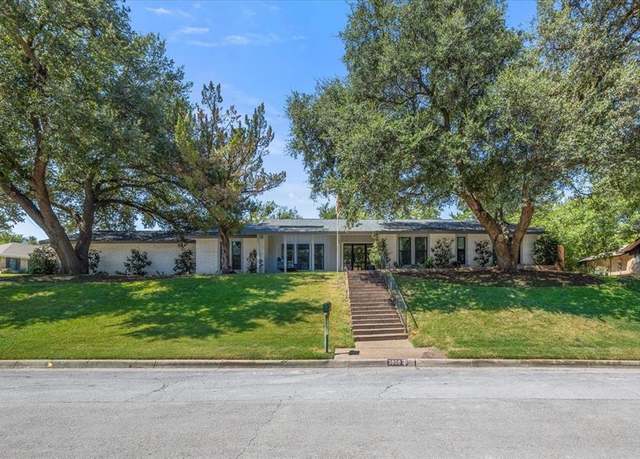 Property at 3808 Black Canyon Rd, Fort Worth, TX 76109, 4 beds, 3.5 baths