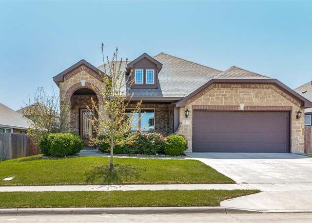 Property at 4217 Sweet Clover Ln, Fort Worth, TX 76036, 3 beds, 2 baths