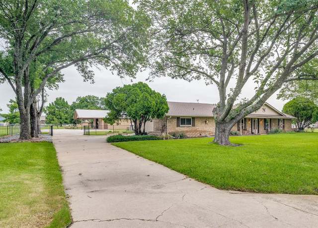Property at 5501 Kara Ln, Parker, TX 75002, 3 beds, 2 baths