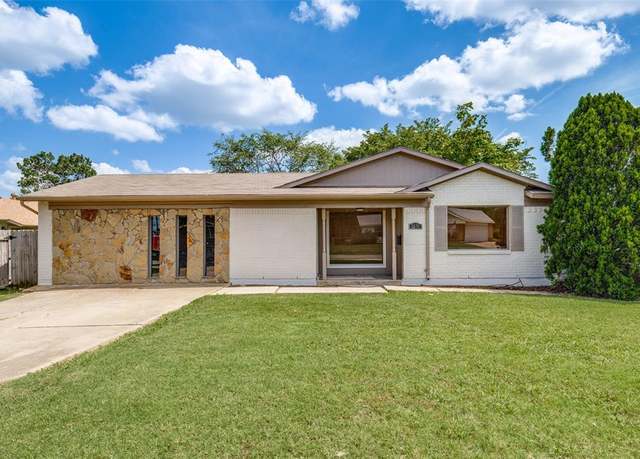 Property at 2876 Joanna Dr, Farmers Branch, TX 75234, 3 beds, 2 baths