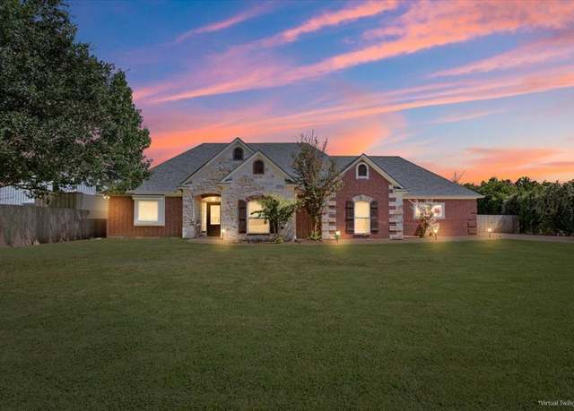 Property at 5404 Flat Rock Rd, Waco, TX 76708, 4 beds, 2 baths
