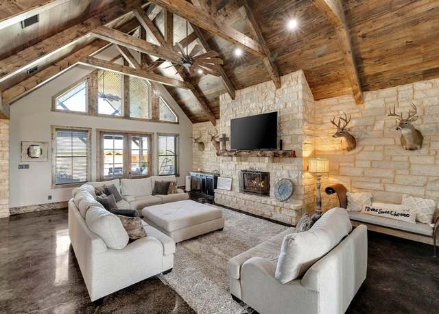 Property at 820 Steadham Rd, Forestburg, TX 76239, 5 beds, 5.5 baths