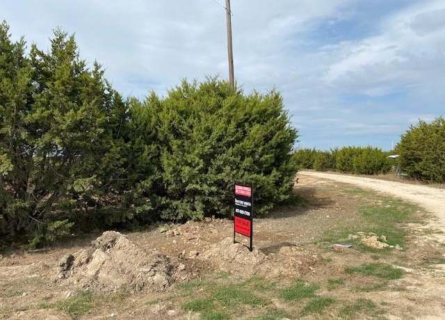 Property at 9101 Valley View Ct, Cleburne, TX 76033