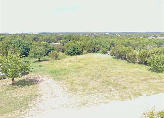 Property at 9101 Valley View Ct, Cleburne, TX 76033