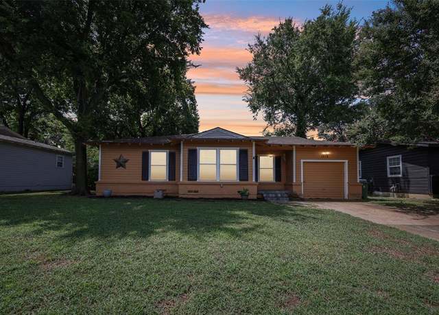 Property at 1218 Mockingbird Ln, Arlington, TX 76013, 3 beds, 1 bath