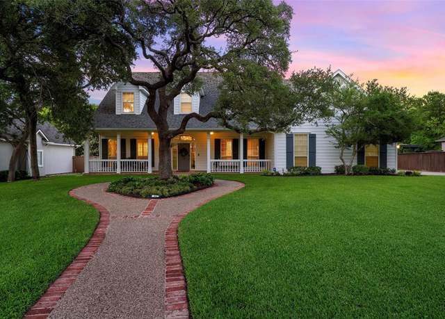 Property at 306 Winding Creek Ln, Mcgregor, TX 76657, 4 beds, 4.5 baths