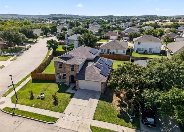 Property at 8412 Widgeon Way, Dallas, TX 75249, 4 beds, 2.5 baths
