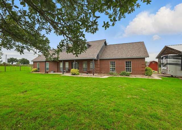 Property at 135 Private Road 4379, Decatur, TX 76234, 3 beds, 3 baths
