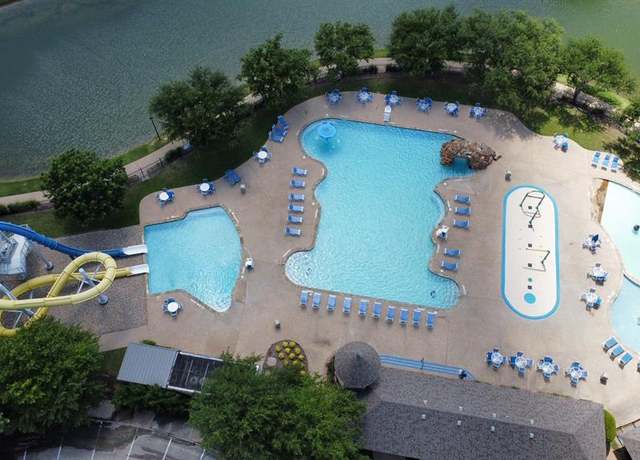 Property at 10601 Huffines Dr, Rowlett, TX 75089, 5 beds, 3.5 baths