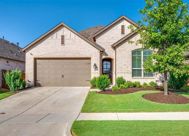 Property at 4101 Silver Spur Ct, Aubrey, TX 76227, 4 beds, 3 baths