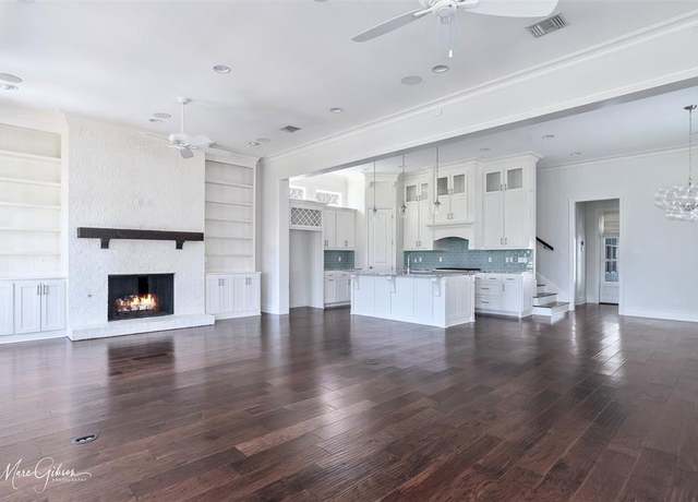 Property at 228 Hollybrook Dr, Shreveport, LA 71106, 3 beds, 3.5 baths