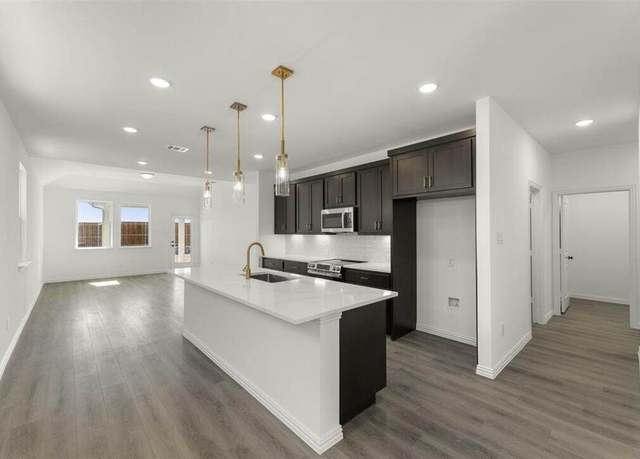 Property at 604 Waterhouse Lake Dr, Anna, TX 75409, 4 beds, 2.5 baths