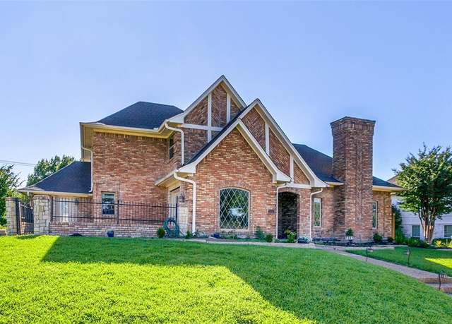 Property at 5301 Calumet Dr, Plano, TX 75023, 5 beds, 3 baths