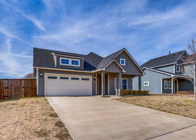 Property at 4726 Dry Creek Ln, Sherman, TX 75092, 3 beds, 2.5 baths