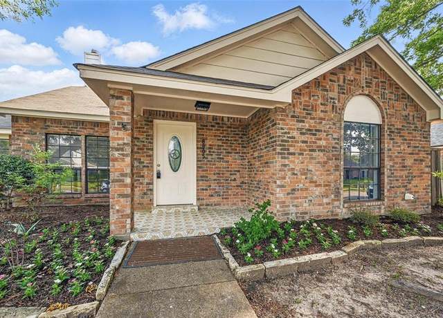 Property at 8805 Wood Glen Dr, Rowlett, TX 75088, 4 beds, 2 baths