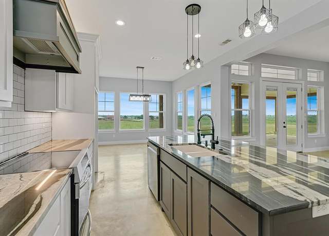 Property at 2056 Huling Rd, Sanger, TX 76266, 4 beds, 3 baths