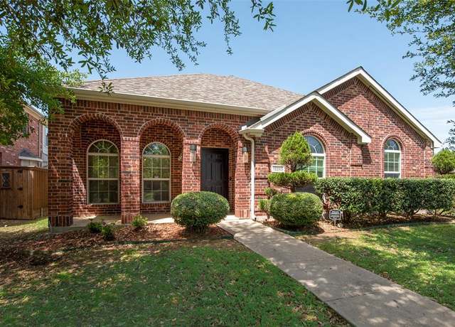 Property at 13293 Grayhawk Blvd, Frisco, TX 75033, 4 beds, 2 baths