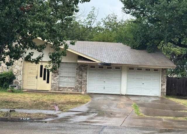 Property at 709 Fouts Dr, Irving, TX 75061, 3 beds, 2 baths