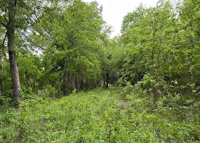 Property at 24200 County Rd, Roxton, TX 75477