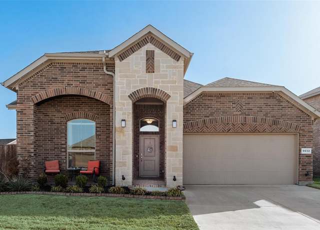 Property at 9032 Weepy Hollow Trl, Fort Worth, TX 76179, 5 beds, 3 baths