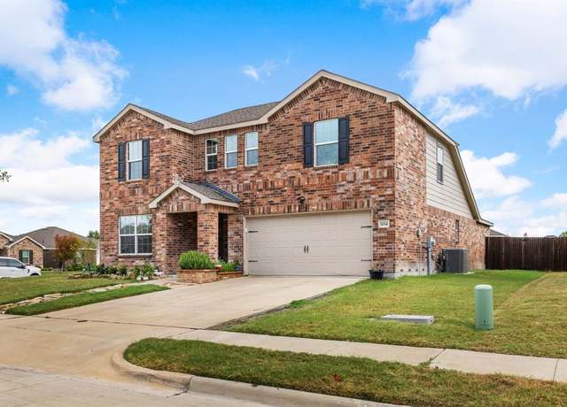 Property at 1014 Rio Frio Dr, Forney, TX 75126, 4 beds, 2.5 baths
