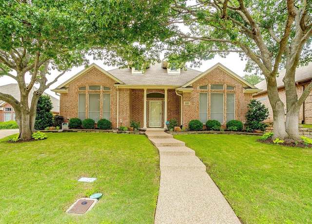 Property at 6420 Briercliff Ct, Fort Worth, TX 76132, 3 beds, 2 baths