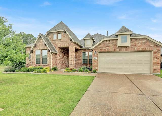 Property at 4104 Gray Wolf Dr, Melissa, TX 75454, 3 beds, 2 baths