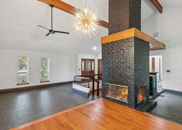 Property at 1308 Clubhouse Ct, Mansfield, TX 76063, 3 beds, 2 baths