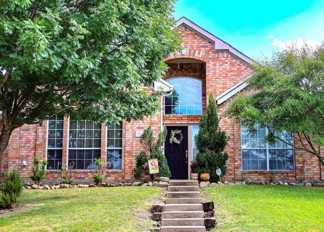 Property at 2012 Valley Falls Ave, Mesquite, TX 75181, 4 beds, 2 baths