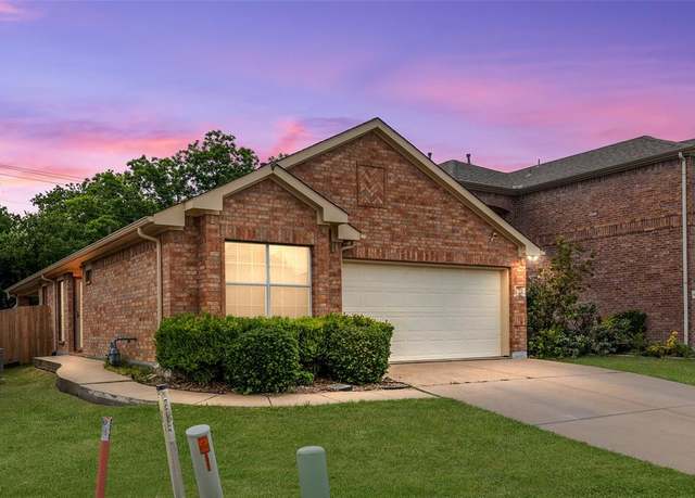 Property at 5944 Melanie Dr, Fort Worth, TX 76131, 3 beds, 2 baths