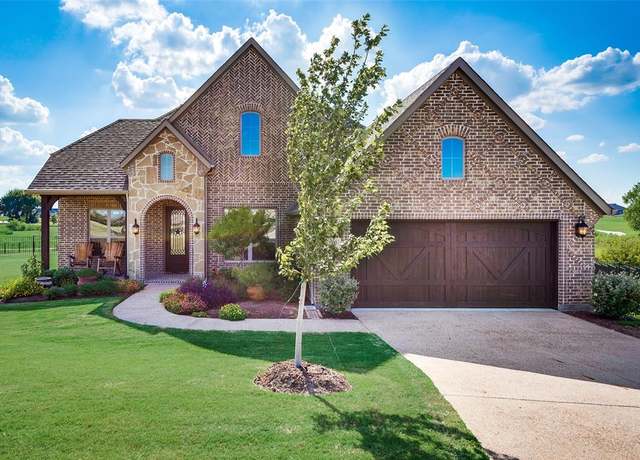 Property at 2000 Fox Bend Trce, Gunter, TX 75058, 3 beds, 2.5 baths