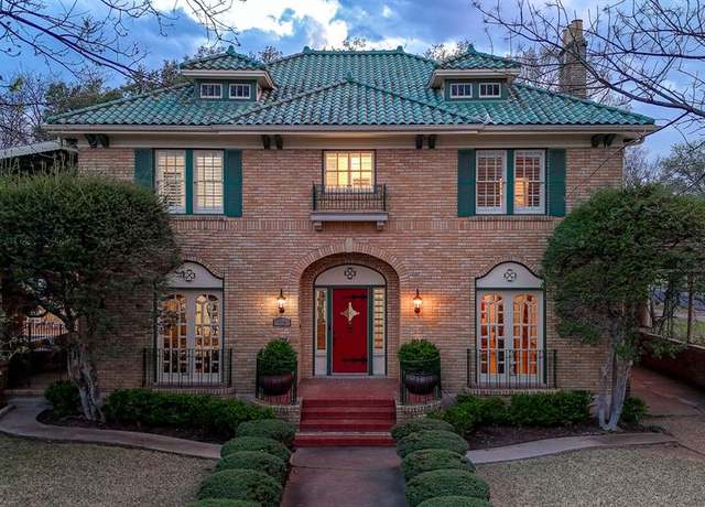 Property at 618 N 25th St, Corsicana, TX 75110, 4 beds, 3.5 baths