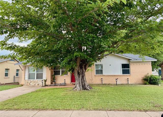 Property at 1617 Tyson St, Blue Mound, TX 76131, 3 beds, 1.5 baths